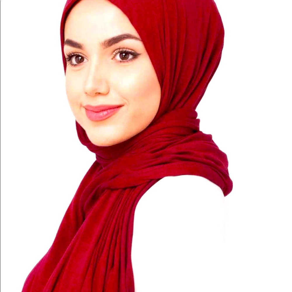 Burgundy scarf